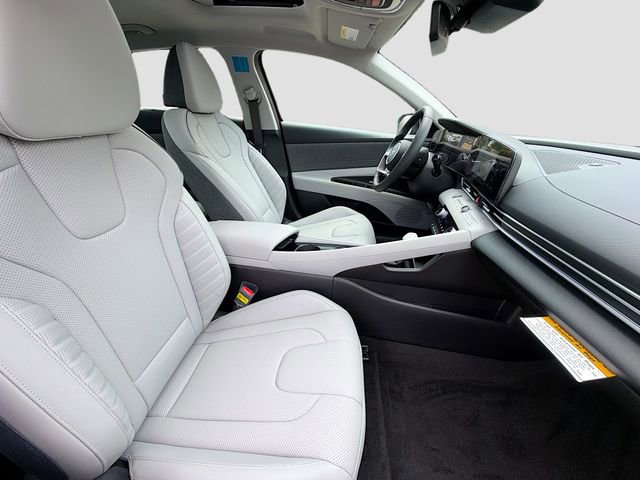 New 2026 Hyundai Elantra Limited image 30