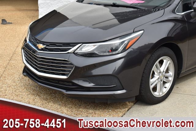 Used 2017 Chevrolet Cruze LT FWD image 36