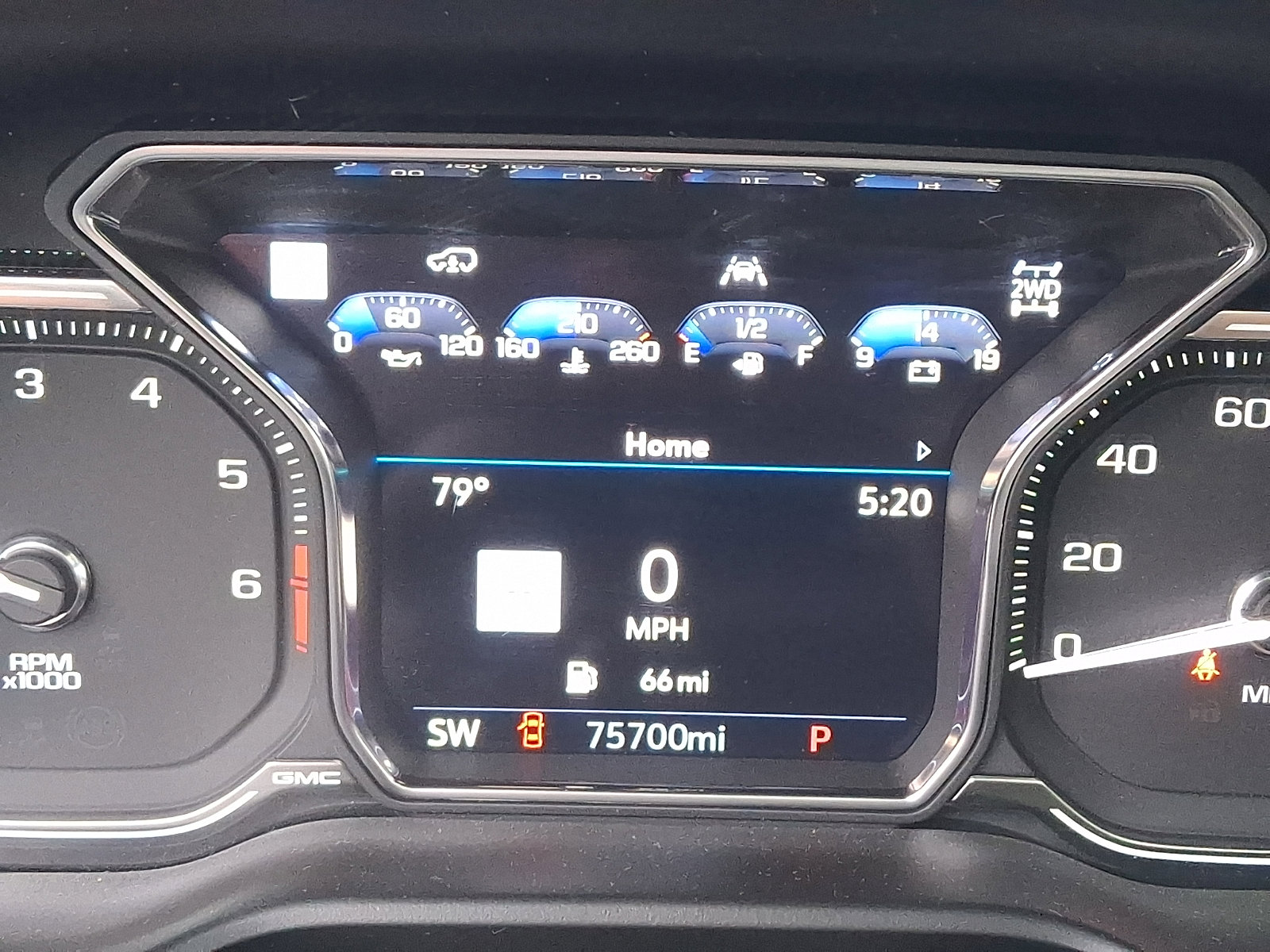Used 2021 GMC Yukon Denali w/ Denali Ultimate Package AWD/4WD image 25