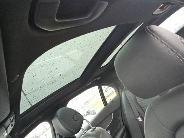 Used 2020 Mercedes-Benz C 300 4MATIC Sedan image 10