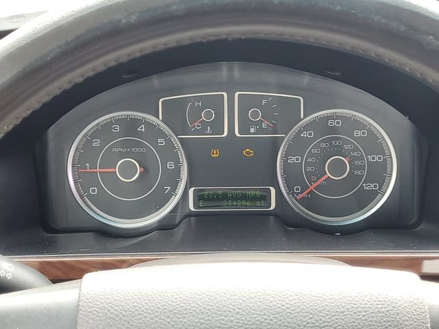 Used 2008 Ford Taurus SEL FWD image 18