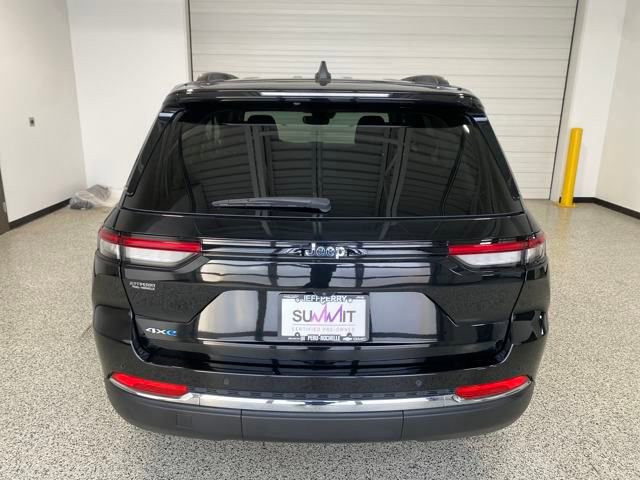 Used 2024 Jeep Grand Cherokee Limited 4xe image 25