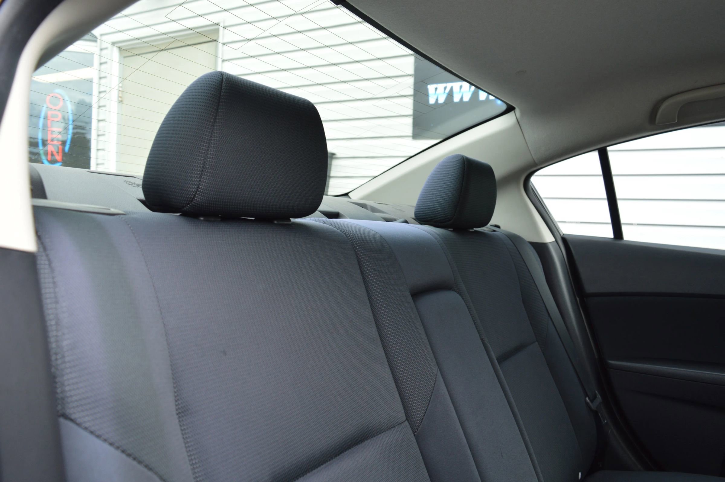 Used 2010 MAZDA MAZDA3 s Sport image 24