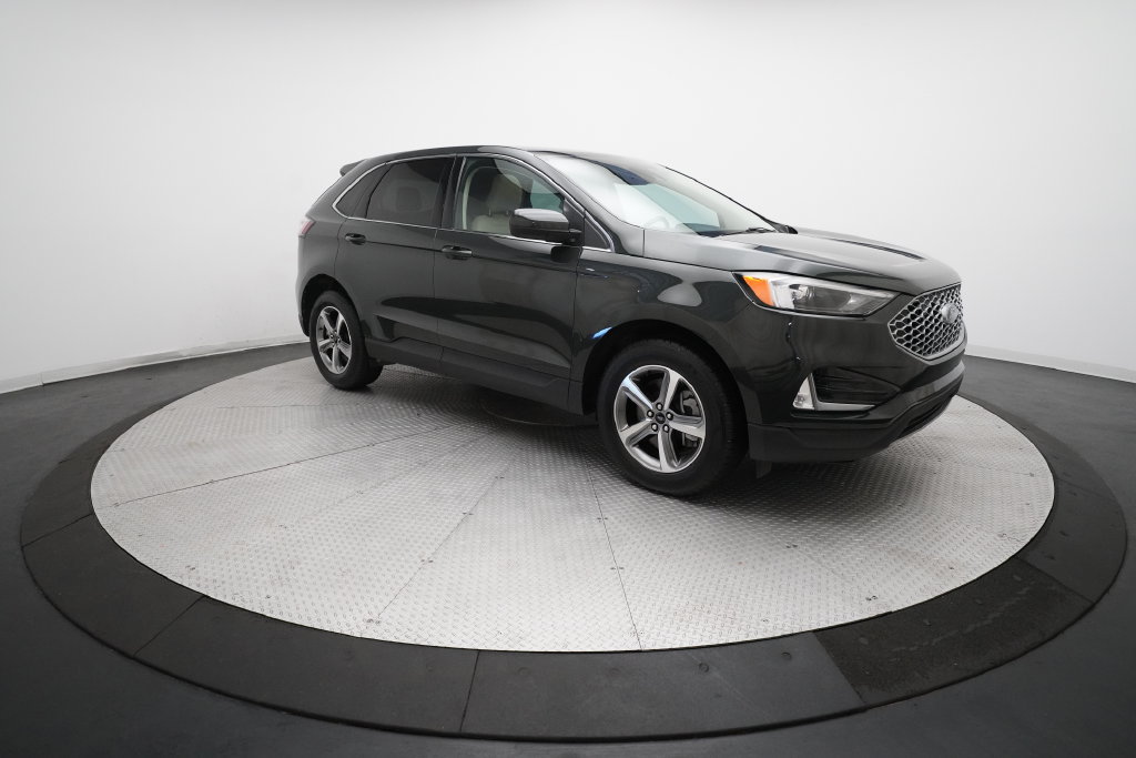 Used 2024 Ford Edge SEL w/ Convenience Package AWD/4WD image 38