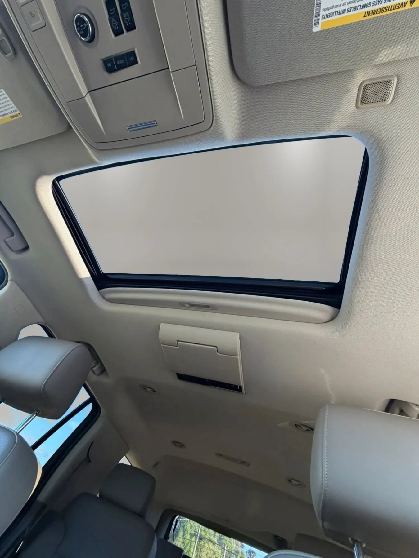 Used 2016 Chevrolet Tahoe LTZ image 14