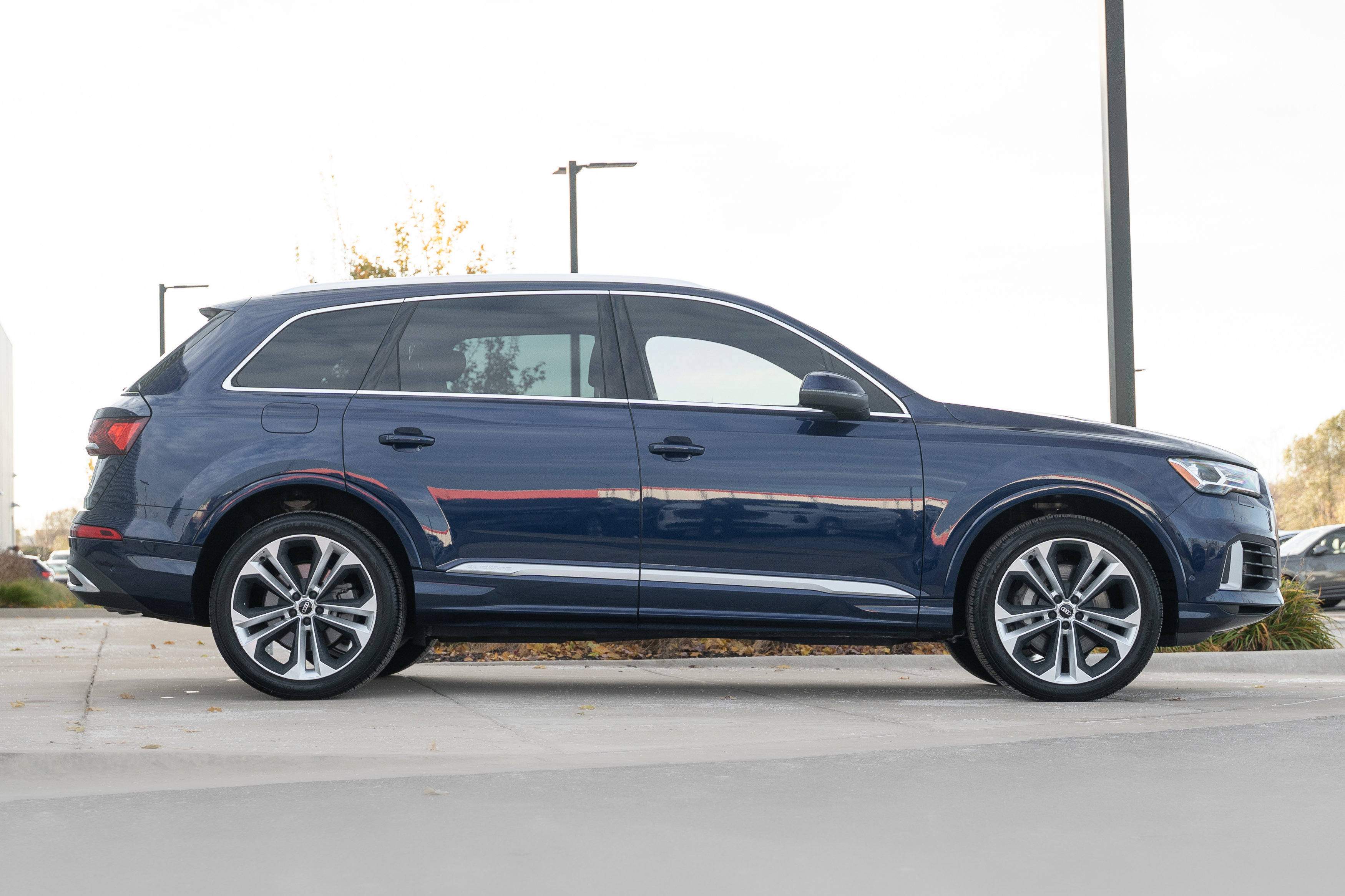 Certified 2022 Audi Q7 Premium Plus w/ Premium Plus Package image 3
