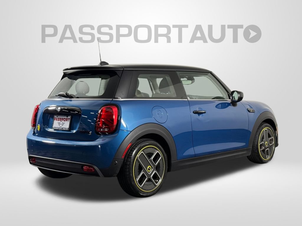 Certified 2024 MINI Cooper SE FWD image 8