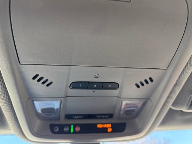 Used 2019 GMC Terrain SLT w/ Preferred Package image 37