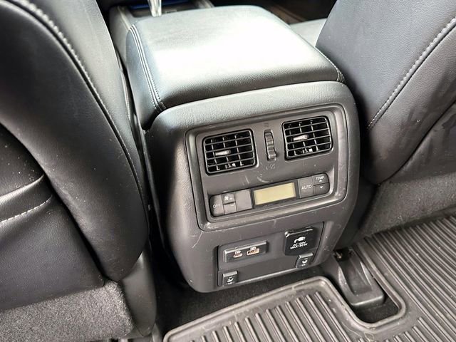 Used 2019 Nissan Pathfinder SL image 12