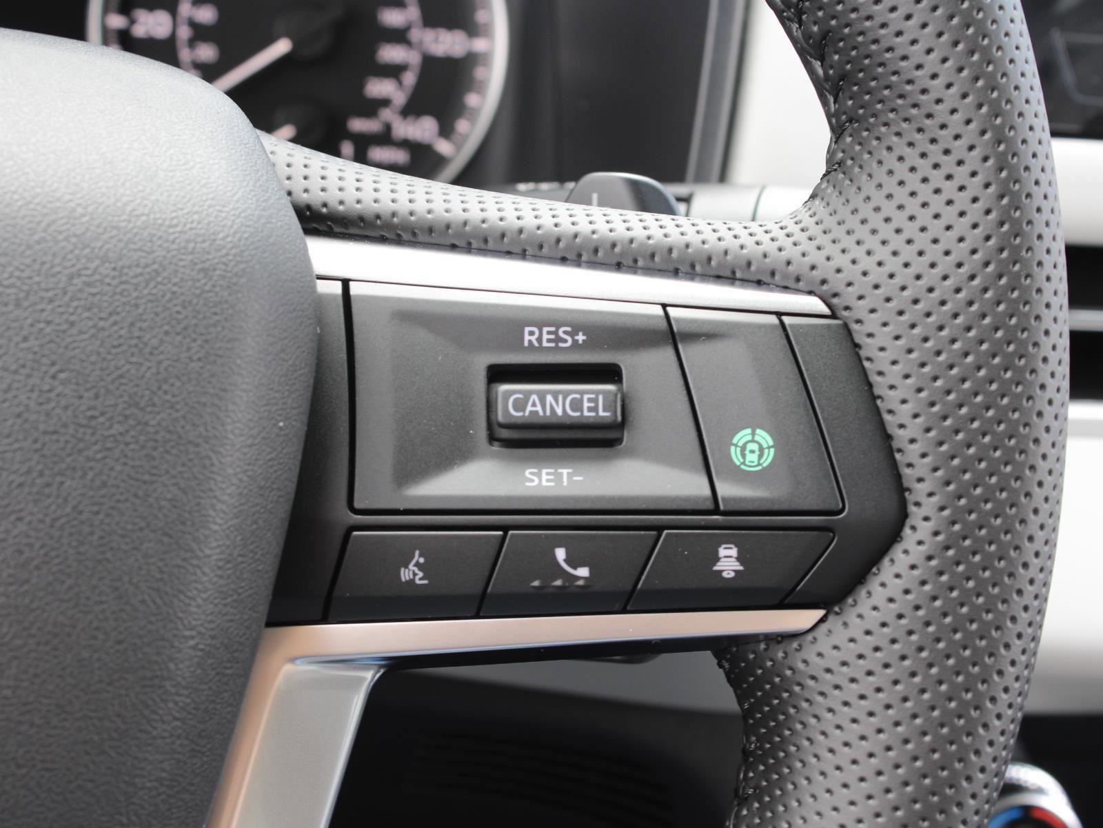 New 2025 Mitsubishi Outlander SE image 31