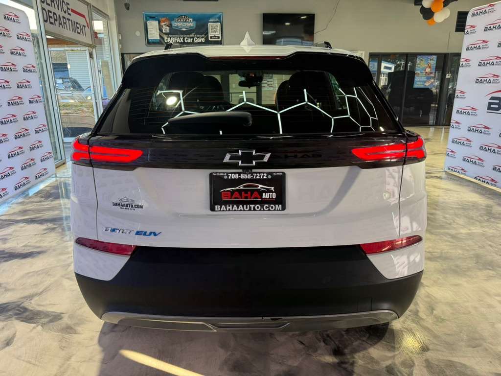 Used 2023 Chevrolet Bolt EUV LT FWD image 8
