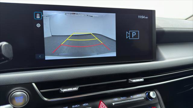 Used 2025 Hyundai Sonata SEL FWD image 28