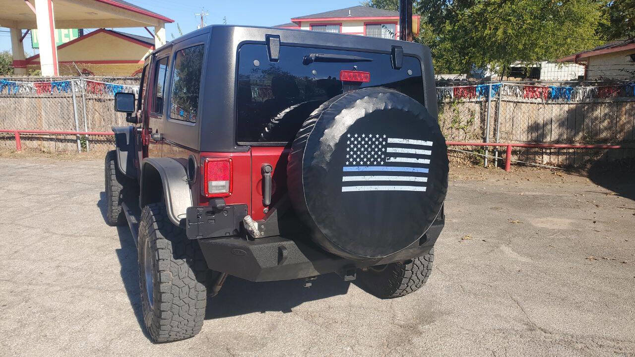 Used 2012 Jeep Wrangler Unlimited Sport image 5