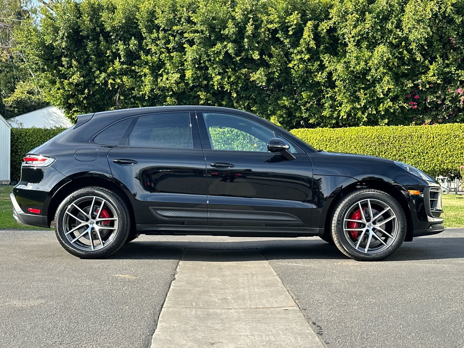 New 2026 Porsche Macan S AWD/4WD image 9