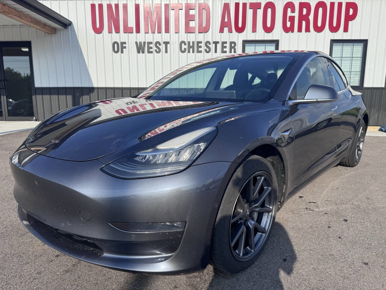 Used 2018 Tesla Model 3 Long Range RWD image 1