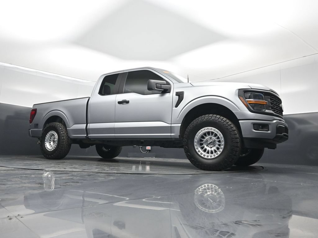 Used 2024 Ford F150 STX RWD image 3