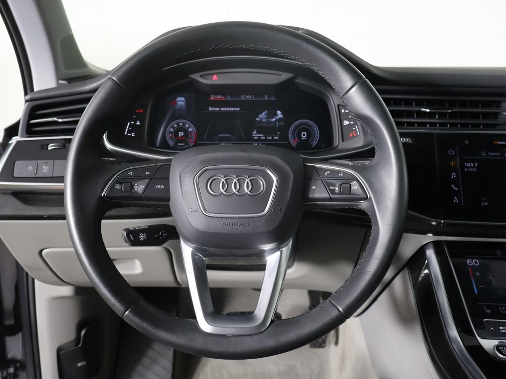 Used 2022 Audi Q7 3.0T Premium Plus AWD/4WD image 44