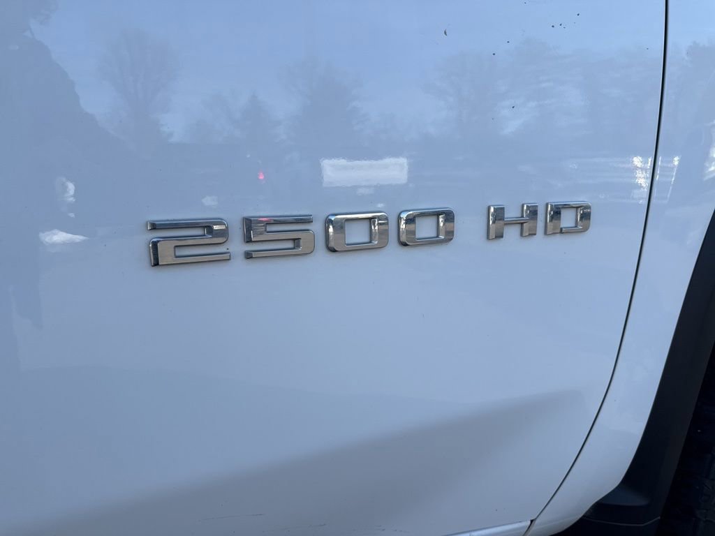 Used 2023 Chevrolet Silverado 2500 Custom w/ Infotainment Package image 9