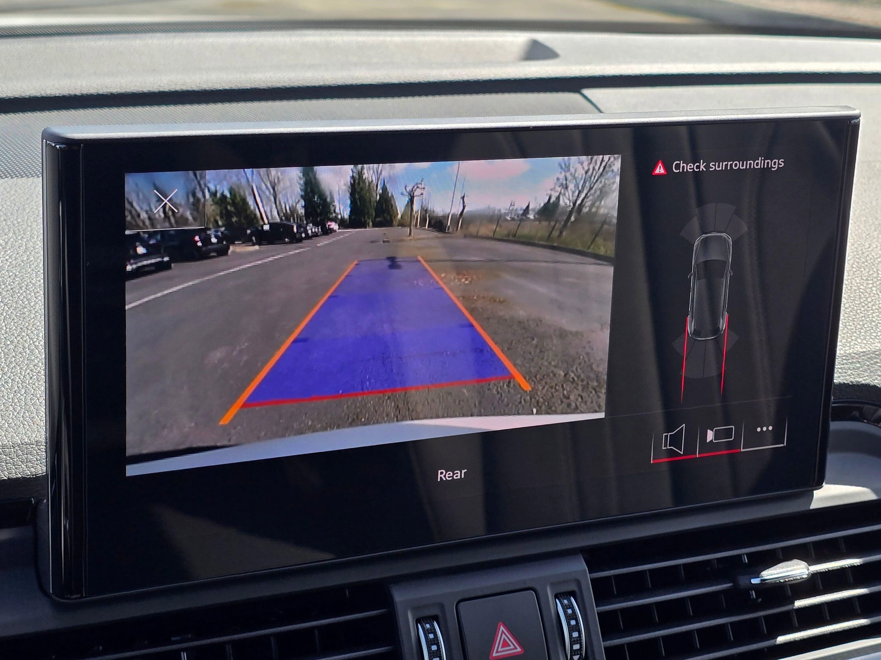 Certified 2025 Audi Q5 2.0T Premium w/ Convenience Plus Package image 44