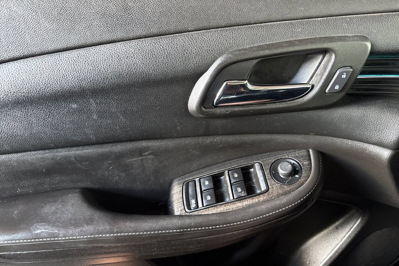 Used 2014 Chevrolet Malibu LT FWD image 11