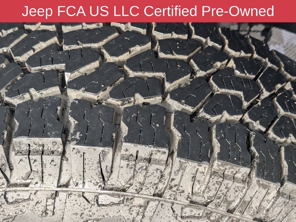 Used 2025 Jeep Gladiator Rubicon w/ Steel Bumper Group AWD/4WD image 13
