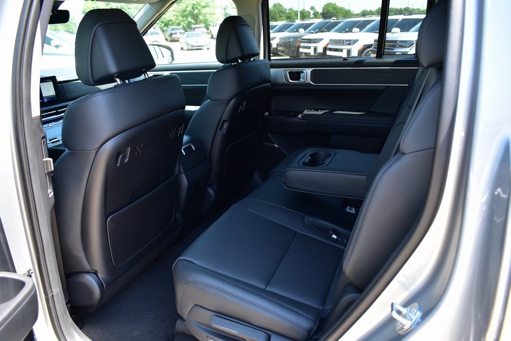 New 2025 Hyundai Santa Fe Limited image 24