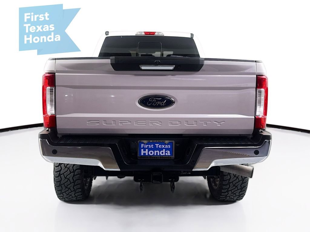 Used 2018 Ford F250 Lariat w/ Chrome Package image 6