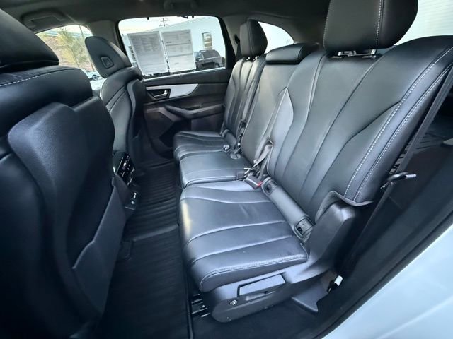 Used 2023 Acura MDX SH-AWD w/ Technology Package image 17