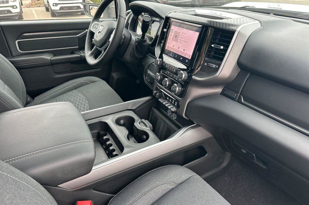 New 2027 RAM 2500 Big Horn AWD/4WD image 15