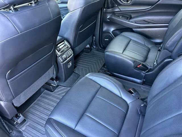Certified 2025 Subaru Ascent Bronze Edition w/ Onyx Package image 14