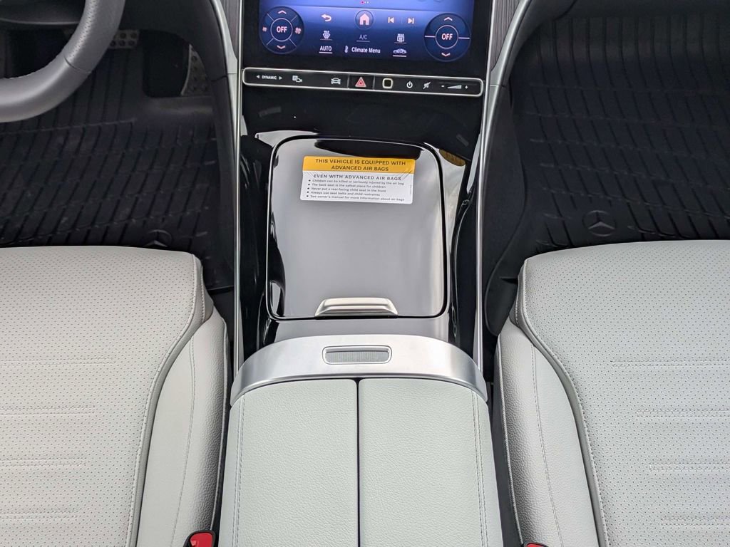 Used 2024 Mercedes-Benz C 300 Sedan image 18