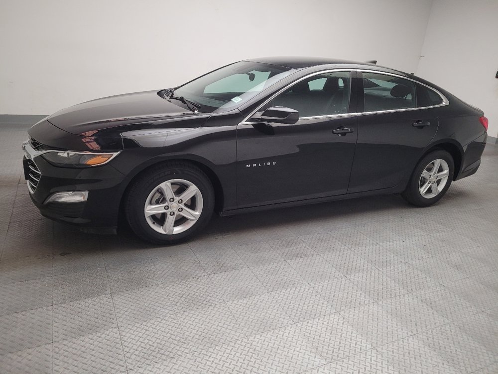 Used 2025 Chevrolet Malibu LS w/ Driver Confidence Package FWD image 2