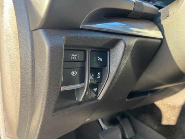 Used 2018 Acura MDX w/ Advance Package AWD/4WD image 17