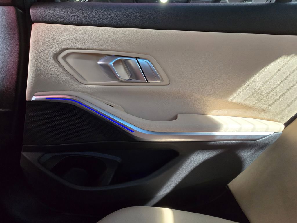 Used 2021 BMW 330i Sedan w/ Convenience Package image 19