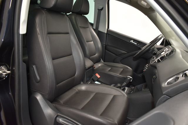 Used 2017 Volkswagen Tiguan Wolfsburg Edition AWD/4WD image 26