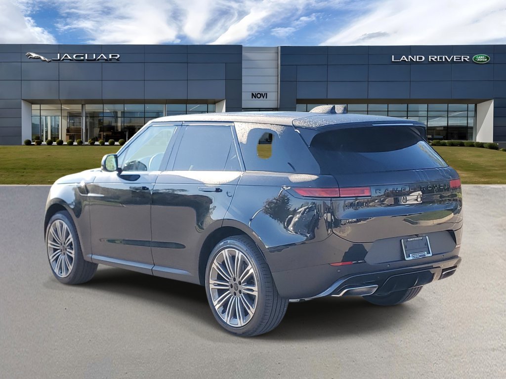 New 2027 Land Rover Range Rover Sport SE AWD/4WD image 4
