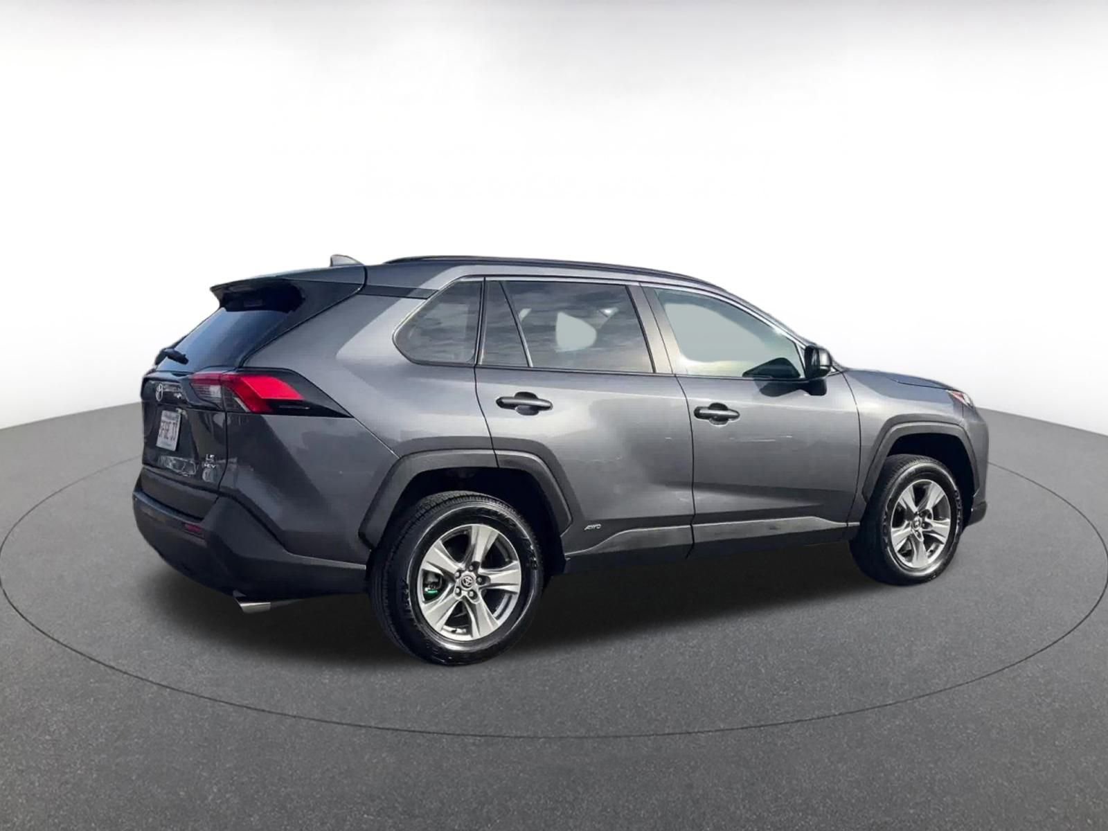 Used 2025 Toyota RAV4 LE image 15