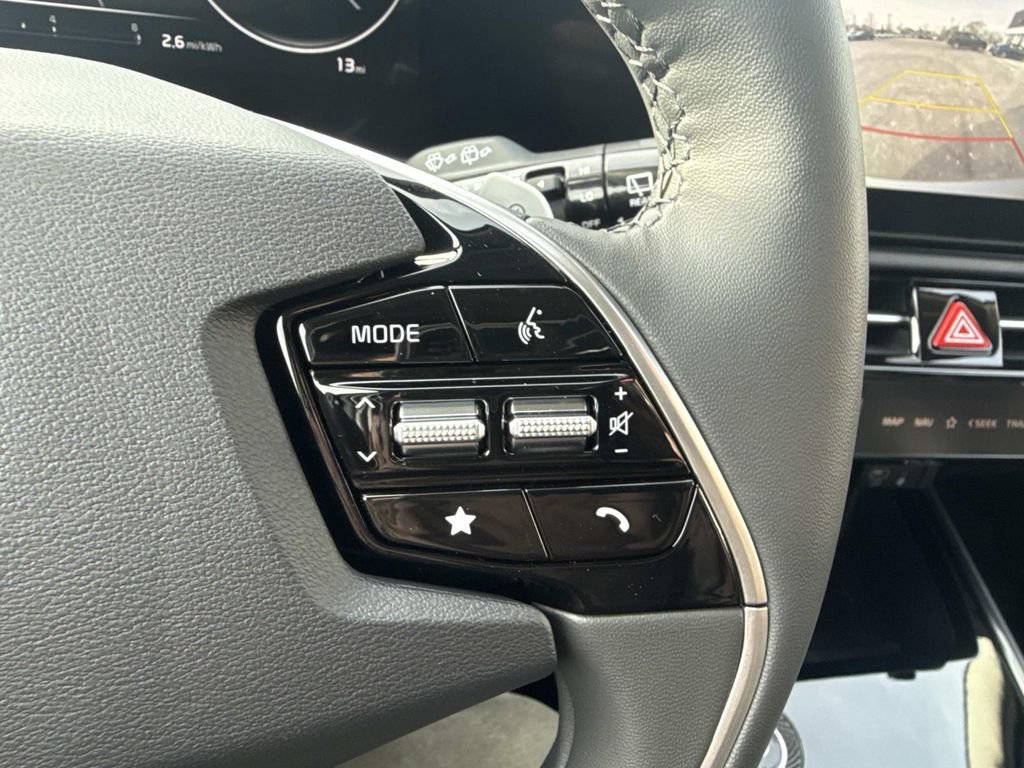 New 2025 Kia Niro Wind w/ Wind Preserve Package image 12