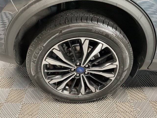 Used 2022 Ford Escape SE w/ SE Sport Appearance Package AWD/4WD image 39
