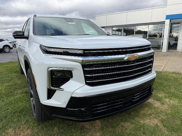 New 2026 Chevrolet Traverse High Country image 1