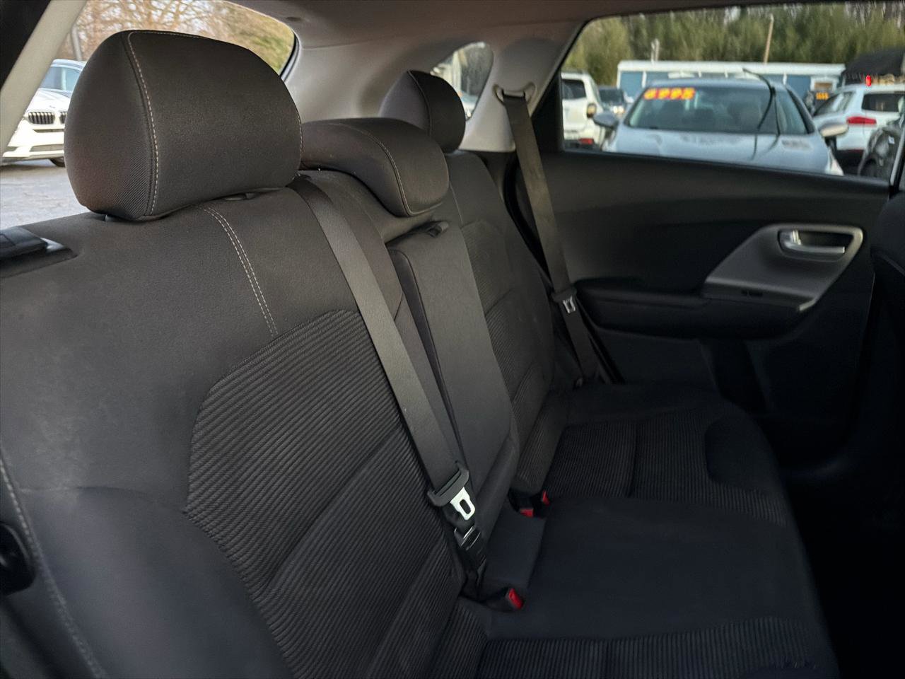 Used 2019 Kia Niro LX image 17