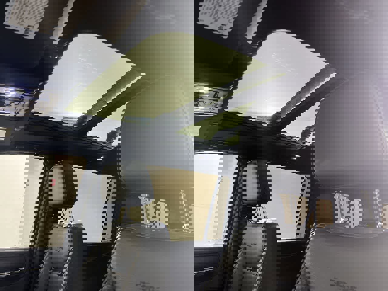 Used 2023 GMC Yukon XL Denali image 25