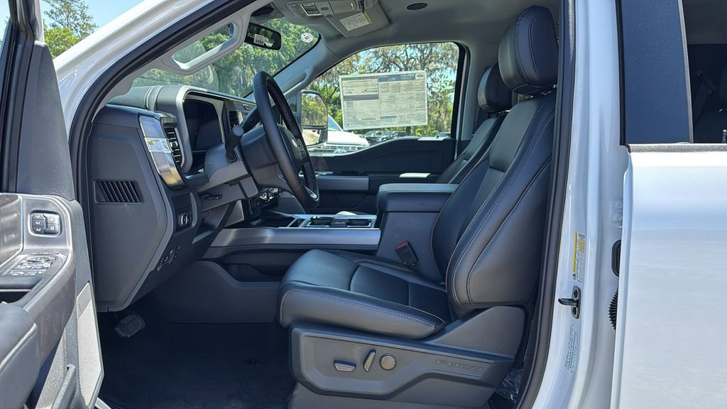 New 2025 Ford F350 Lariat w/ Lariat Ultimate Package image 17