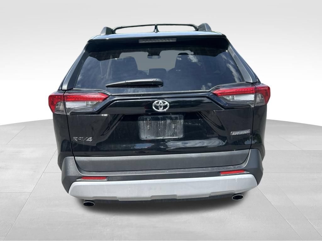 Used 2019 Toyota RAV4 Adventure AWD/4WD image 4