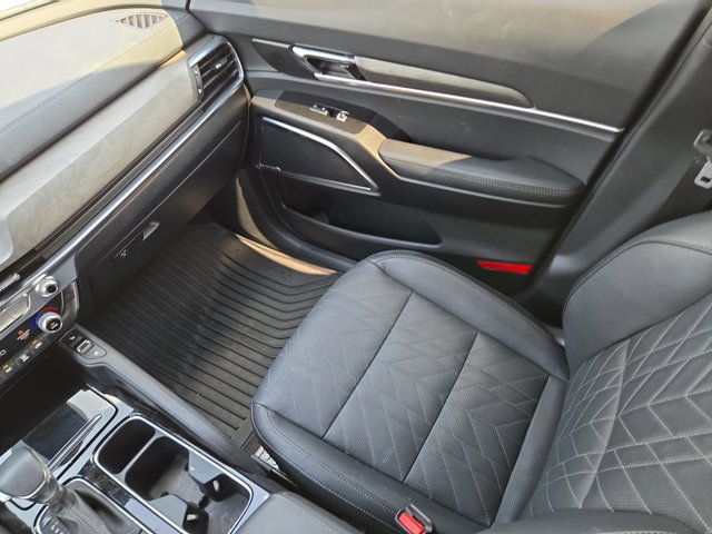 Used 2024 Kia Telluride SX X-Line image 16