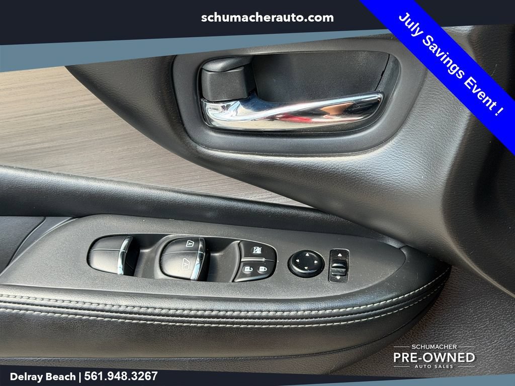 Used 2016 Nissan Murano SL w/ SL Technology Package FWD image 23