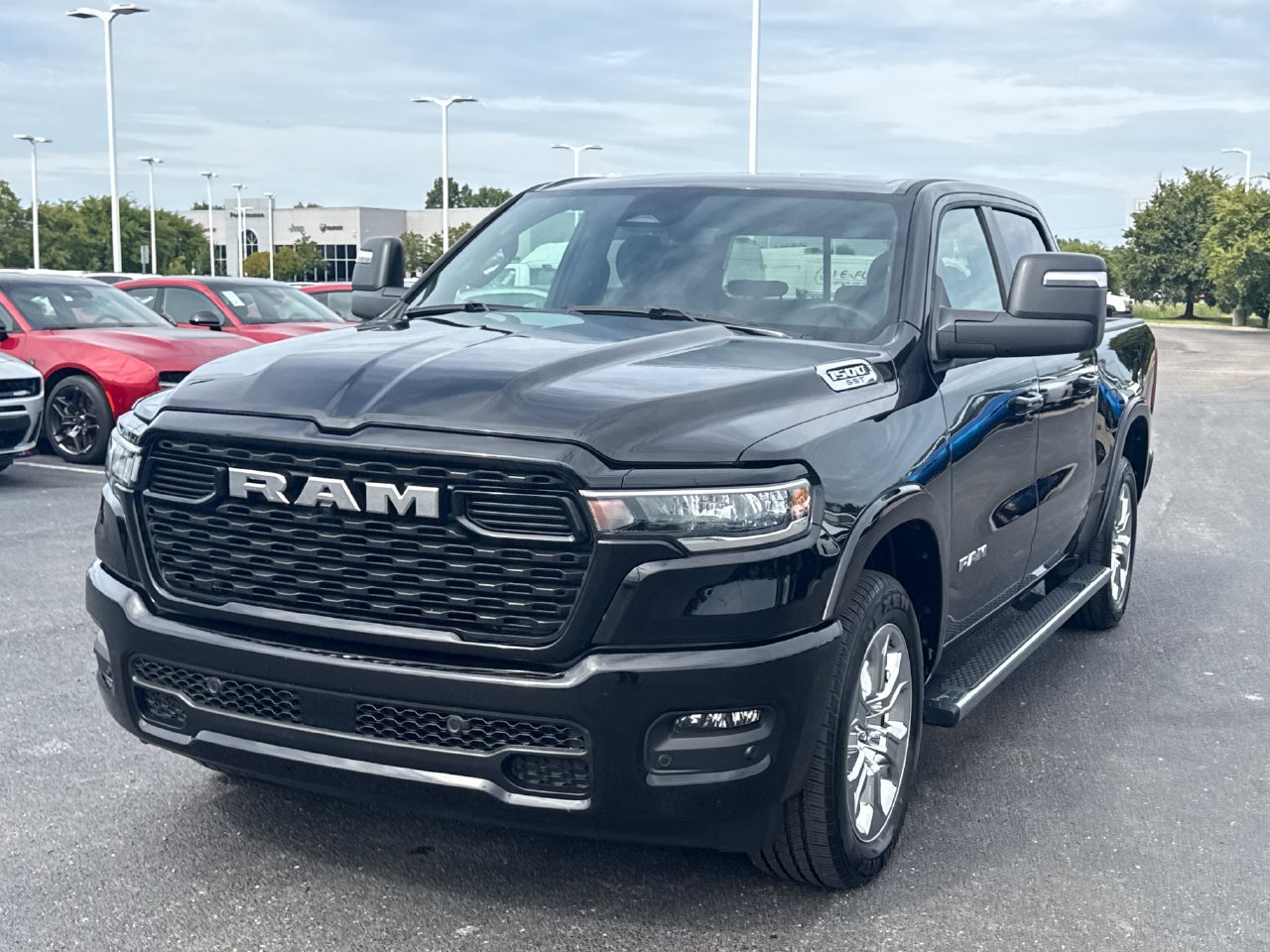 Used 2025 RAM 1500 Big Horn AWD/4WD image 7