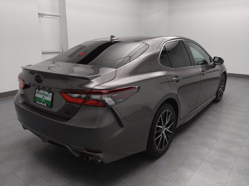 Used 2022 Toyota Camry SE FWD image 9