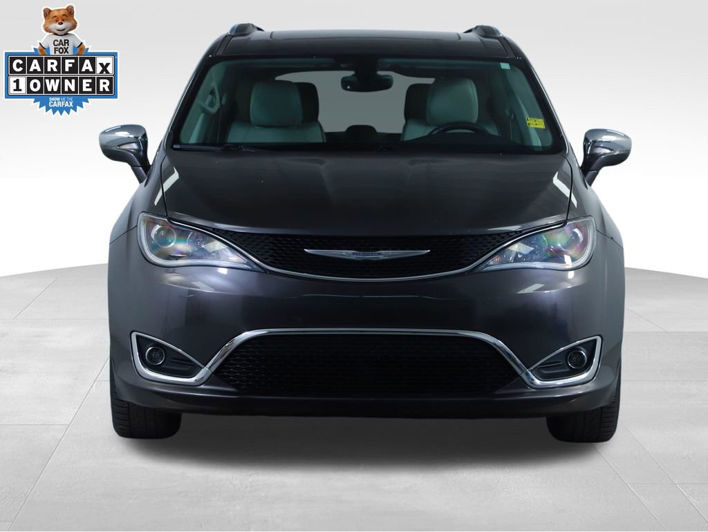 Used 2017 Chrysler Pacifica Limited image 7