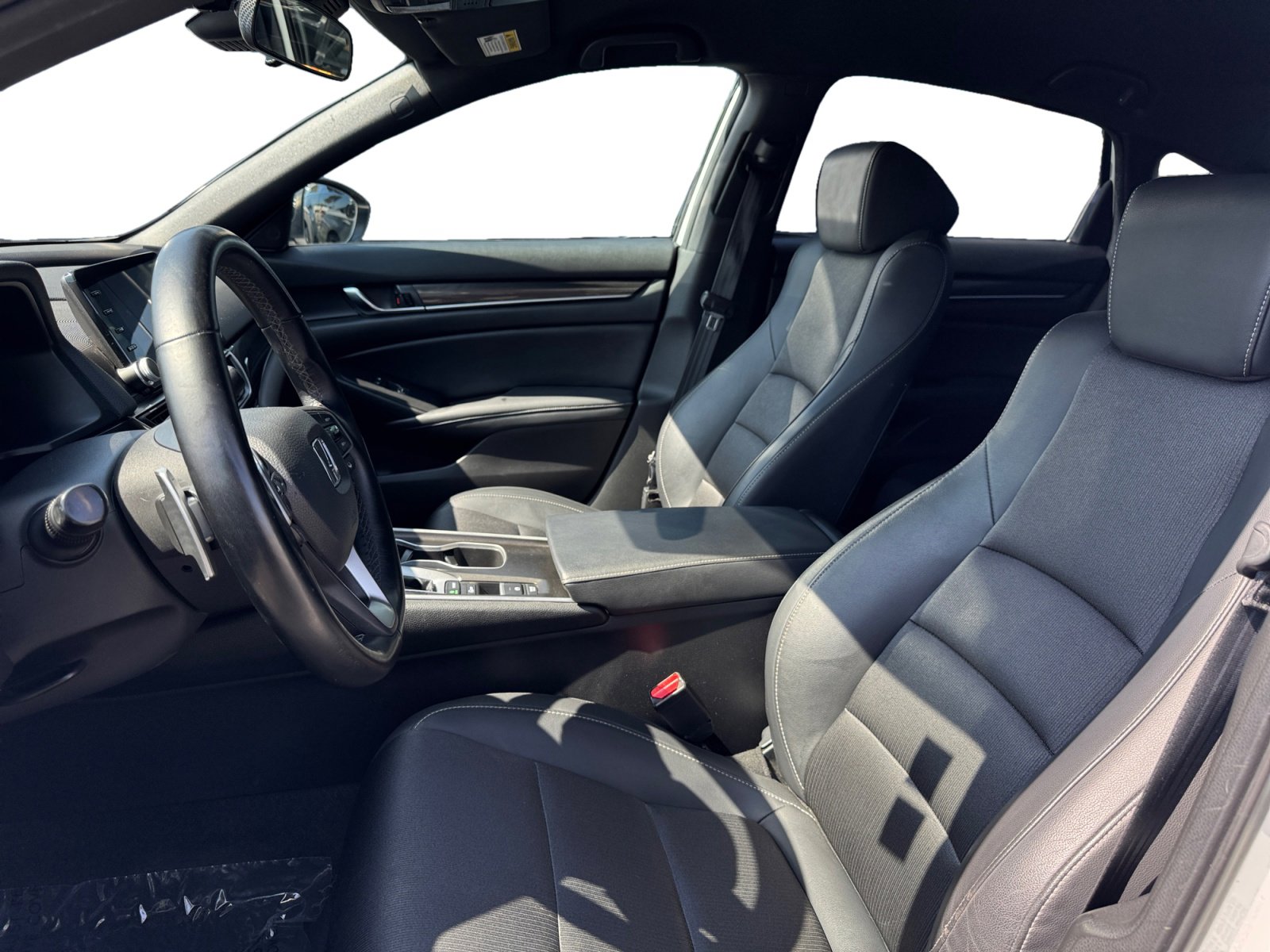 Used 2021 Honda Accord Sport image 9